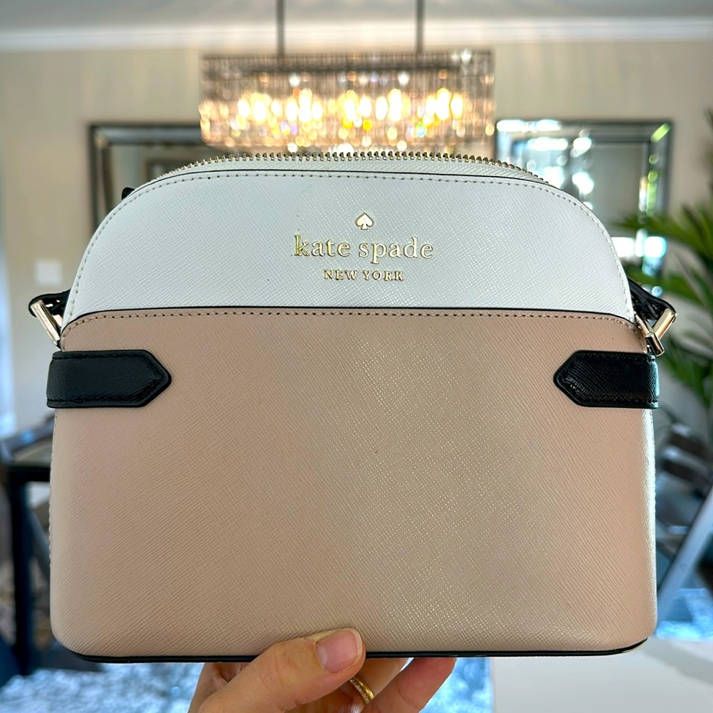 Kate Spade Purse - NEVER USED.